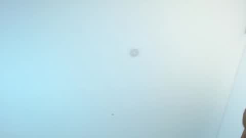 Snapshot of laura_golden1 chatting on February 27, 1:30 am lLAURA online show from February 27, 1:30 am