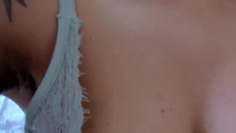 Lura online show from September 21, 9:52 pm