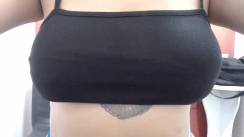  Laura  online show from September 19, 4:11 pm