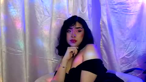 laura_pink01 online show from February 13, 1:40 am