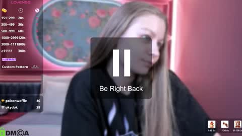 Laura online show from February 12, 3:59 pm