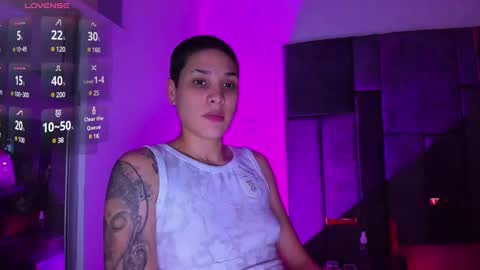 Laura Rose online show from February 1, 11:58 pm