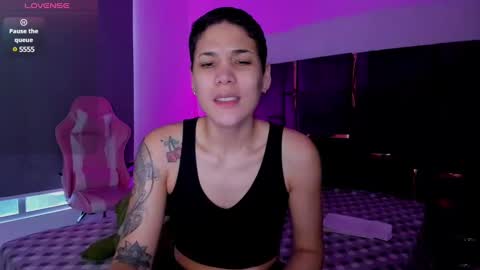Laura Rose online show from March 5, 12:00 pm