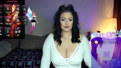 Snapshot of laura_sinner chatting on February 20, 5:20 pm Laura online show from February 20, 5:20 pm