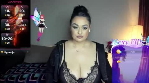 Snapshot of laura_sinner chatting on March 1, 9:04 pm Laura online show from March 1, 9:04 pm