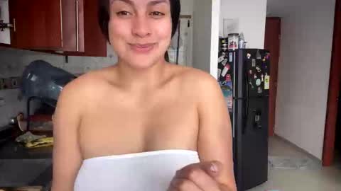 Laura online show from September 22, 4:00 pm
