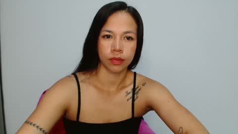 lauracb          online show from October 4, 5:16 am