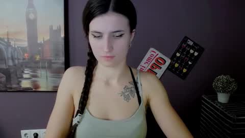 Laura online show from January 31, 3:33 pm