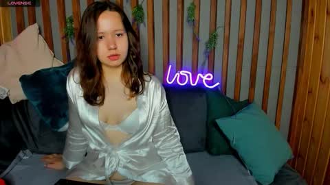 Laura online show from September 23, 9:03 am