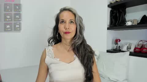 Laura online show from July 12, 3:21 am