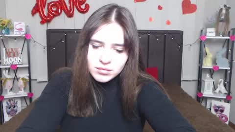 Snapshot of laurahlot chatting on February 16, 1:25 am LauraHlot online show from February 16, 1:25 am