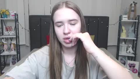 Snapshot of laurahlot chatting on September 12, 6:32 pm LauraHlot online show from September 12, 6:32 pm