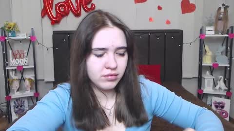 Snapshot of laurahlot chatting on February 13, 1:29 am LauraHlot online show from February 13, 1:29 am