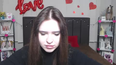 Snapshot of laurahlot chatting on February 15, 6:23 pm LauraHlot online show from February 15, 6:23 pm