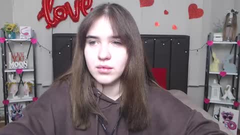 Snapshot of laurahlot chatting on February 25, 6:03 am LauraHlot online show from February 25, 6:03 am