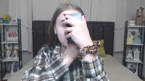 LauraHlot online show from October 13, 5:53 am