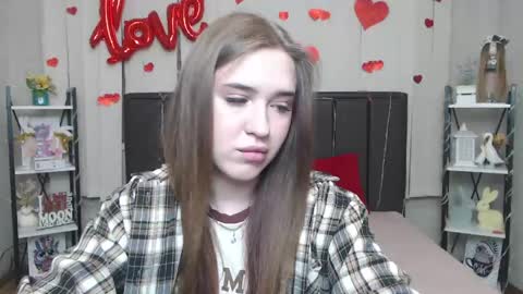 LauraHlot online show from March 20, 7:19 pm