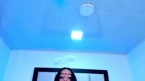 Lauren Hu online show from February 3, 8:57 am
