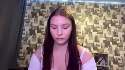Hannah online show from September 13, 5:37 pm