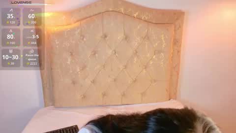 laurenn_smitth online show from February 9, 12:31 pm