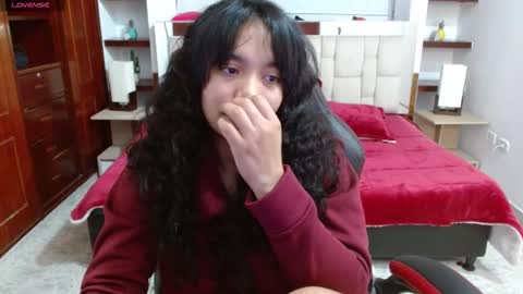 laurent online show from February 10, 9:58 am