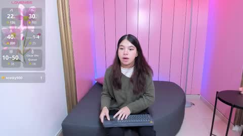 laurent_scott_ online show from October 6, 11:28 am