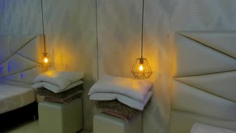 Laurent online show from December 4, 11:21 am