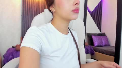 Lau online show from September 11, 5:58 pm