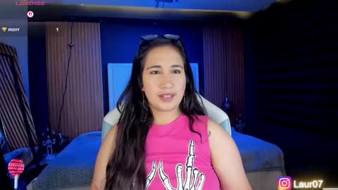 Lau Roberts online show from October 16, 4:01 am