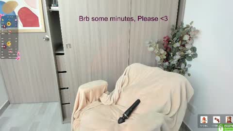 Lauryn online show from July 3, 6:23 pm