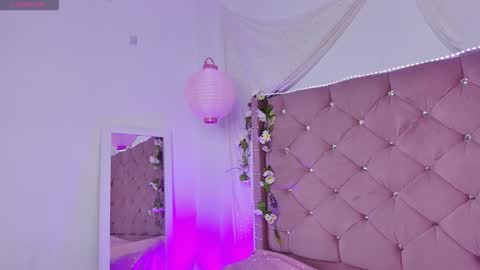 lau online show from November 12, 3:09 am