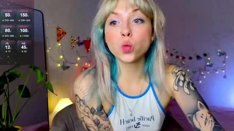 Melissa online show from September 18, 1:04 pm