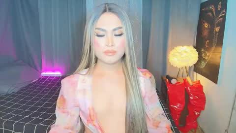 Victoria online show from November 3, 5:14 pm