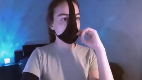 Lavinda online show from February 6, 1:58 pm