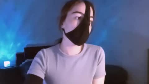 Lavinda online show from February 15, 7:21 am