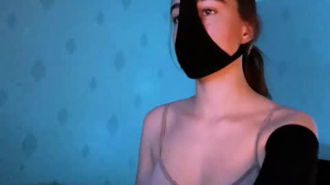 Lavinda online show from October 14, 1:58 pm