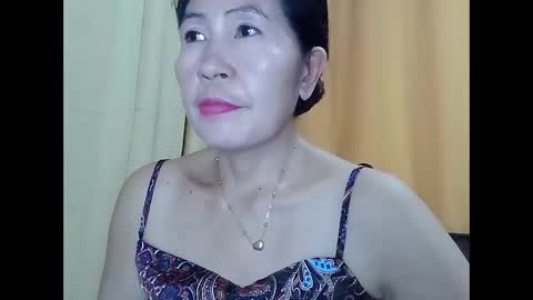 Snapshot of lavine1983 chatting on September 15, 3:52 am lavine1983 online show from September 15, 3:52 am