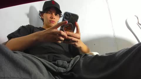 ZAmbrano online show from September 20, 12:08 pm