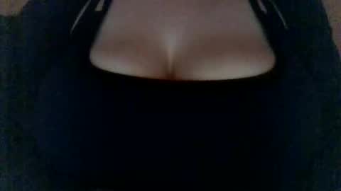 layannalea online show from November 25, 11:53 am