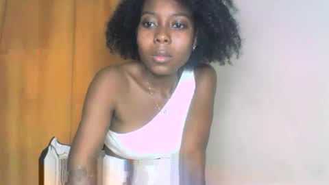 layannek online show from September 30, 4:17 pm