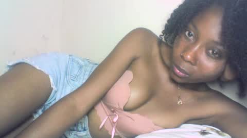 layannek online show from September 24, 2:35 pm