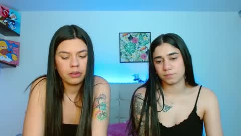 Snapshot of layla_roma chatting on January 20, 1:18 am Lia and Rachel online show from January 20, 1:18 am