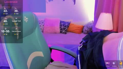 Layla 3 online show from February 21, 10:51 am