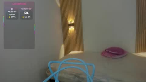 LaylaEmber online show from February 20, 12:18 pm