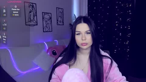 laylagreat online show from September 30, 11:21 am