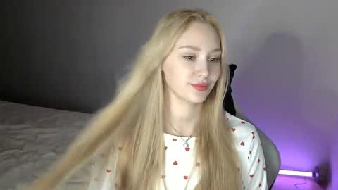 LaylaPretty001 online show from January 13, 5:26 am