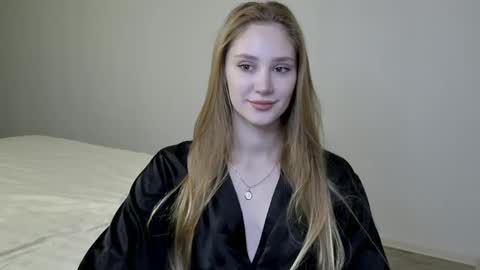 LaylaPretty001 online show from January 14, 5:29 am