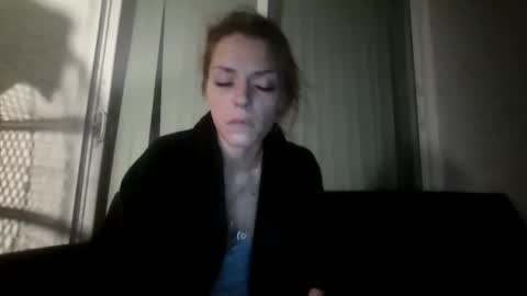 Snapshot of laylarainvip chatting on September 17, 7:23 am laylarainvip online show from September 17, 7:23 am
