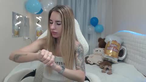 laymablast online show from September 19, 6:06 am