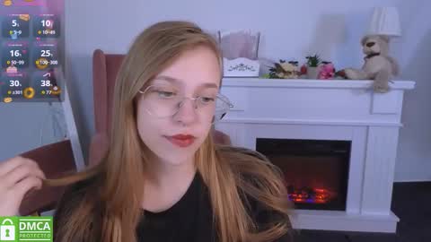 Snapshot of layriantavee chatting on September 12, 6:26 am layriantavee online show from September 12, 6:26 am